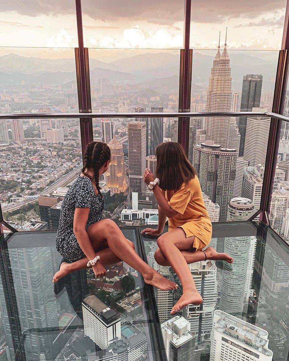 kl tower malaysia sky box