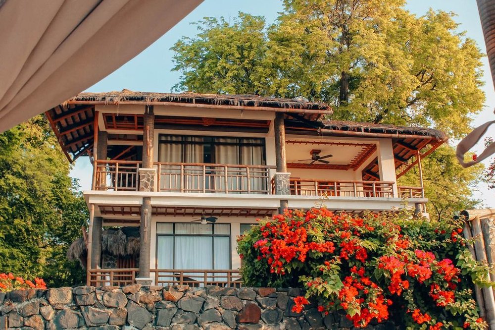 13 Batangas Beach Resorts That Are Perfect for Your Next Barkada ...
