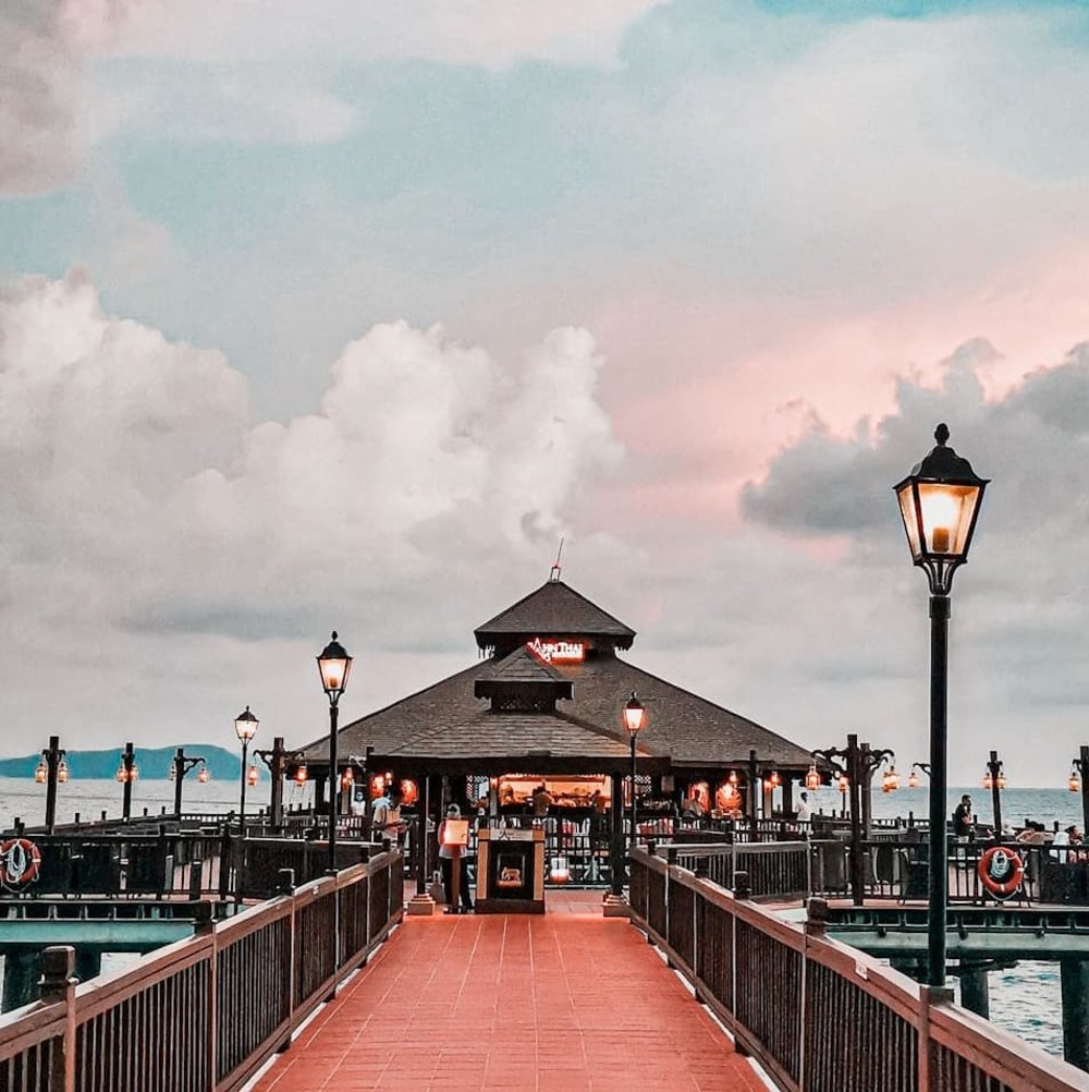 Berjaya Langkawi Resort 5 Star Hotel With Chalets Built Over The Sea