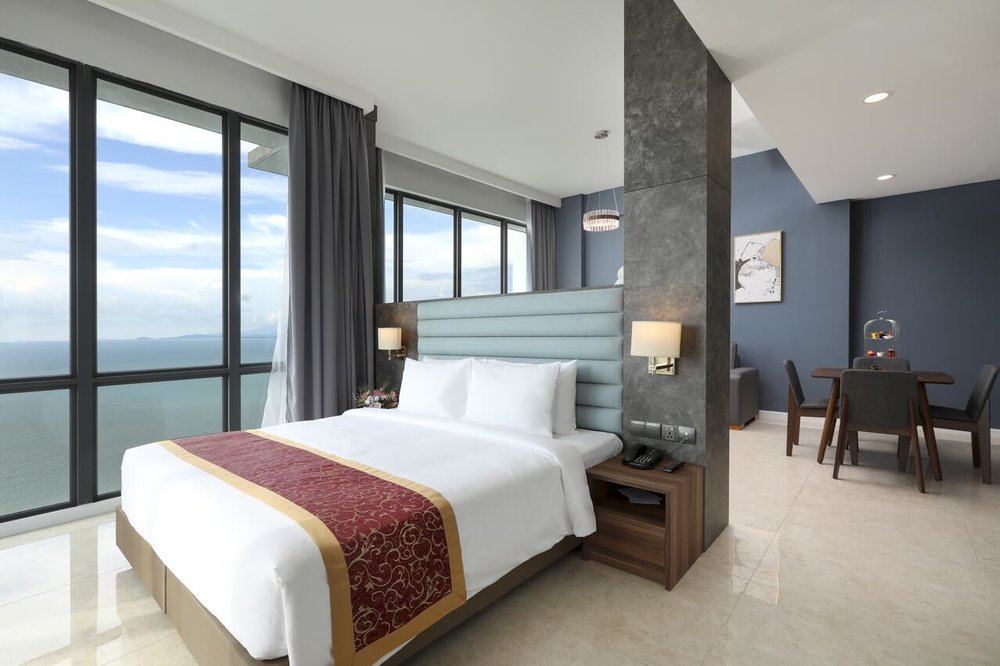 hompton hotel hotel penang premium suite