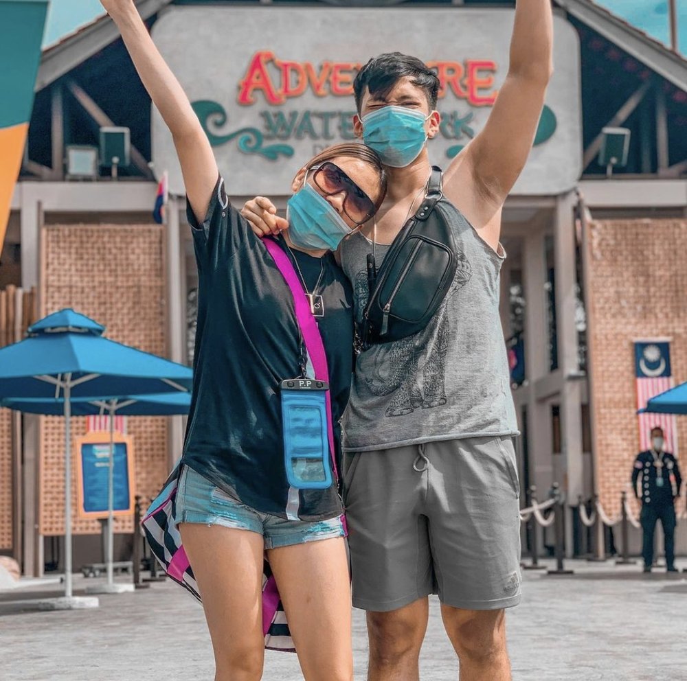 desaru coast adventure water park johor