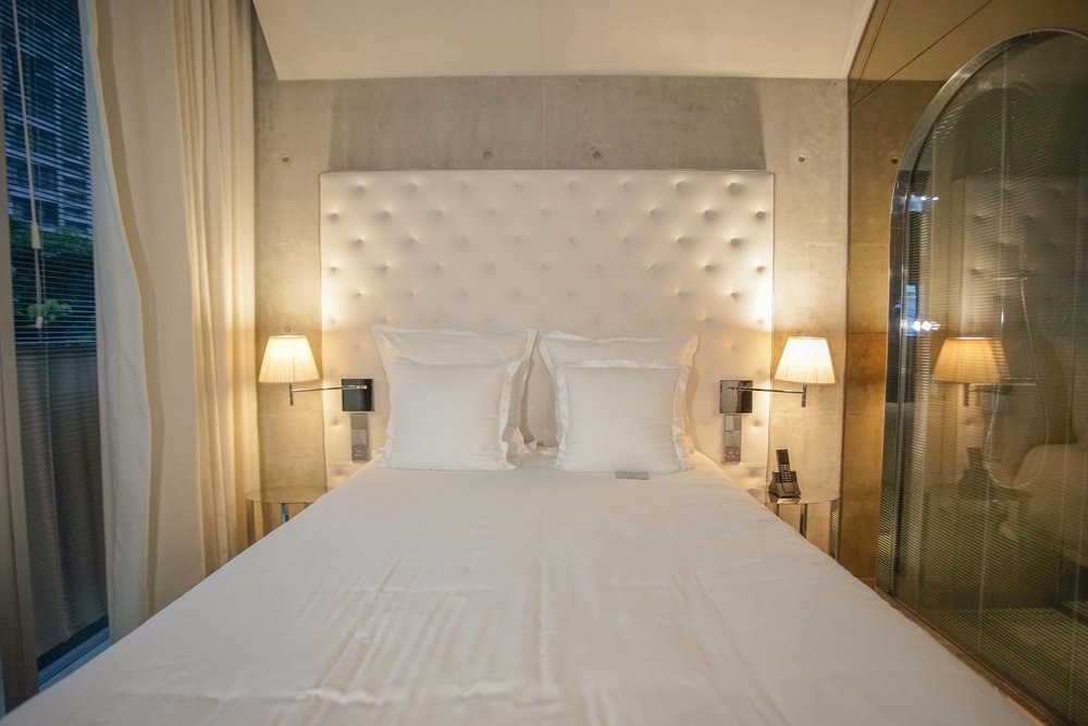 m social review alcove room 2