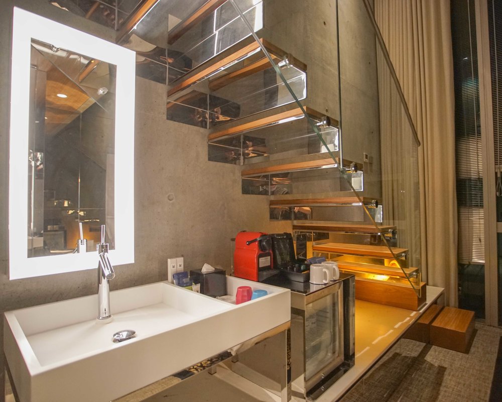 m social review loft room 3