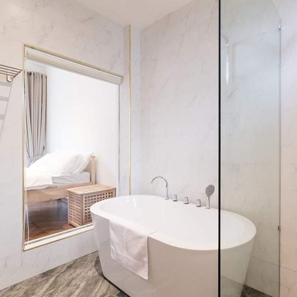 rubber escape melaka bathtub