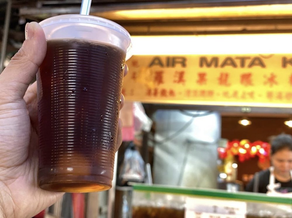 petaling street food drinks air mata kucing