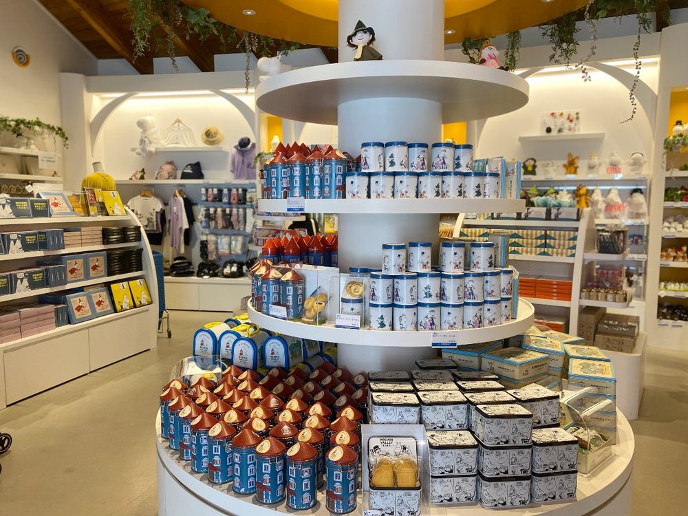 ムーミンバレーパーク お土産〜お菓子編〜 の全景