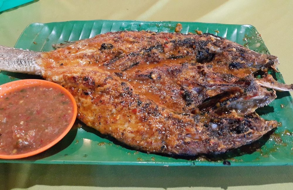 Warung Janggus Ikan Bakar