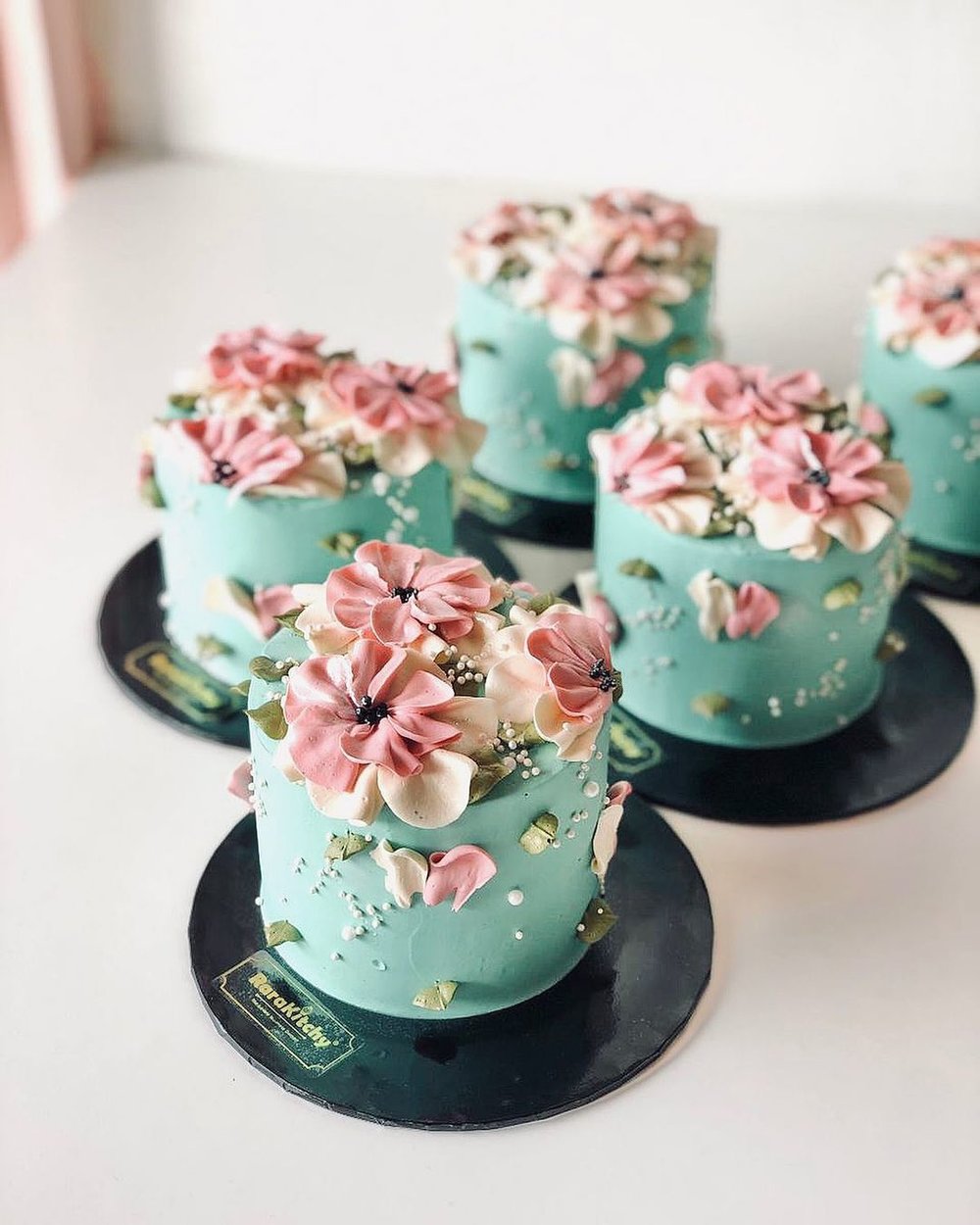 cake delivery online kl mco birthday valentine's day 2021 rarakitchey