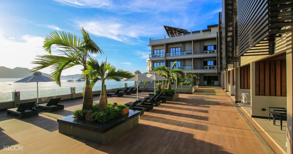 Two Seasons Coron Bayside Hotel