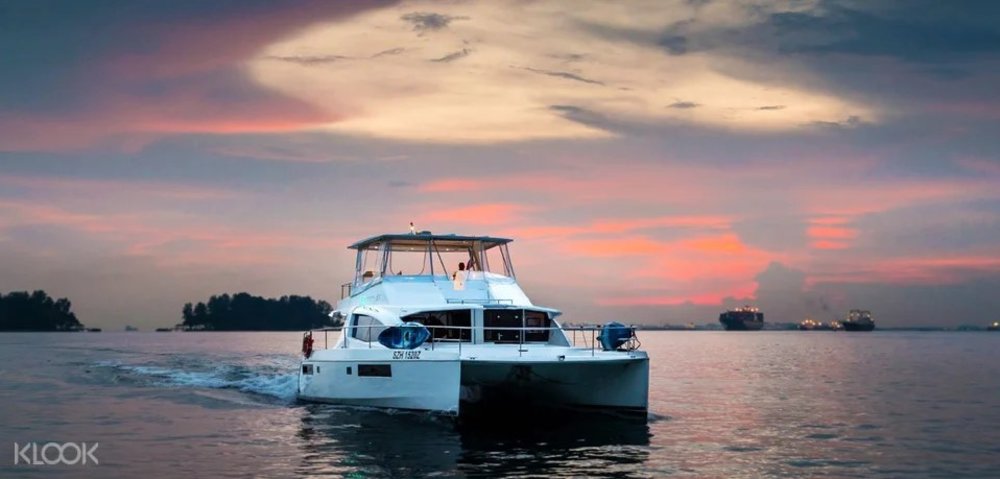 yacht charter singapore