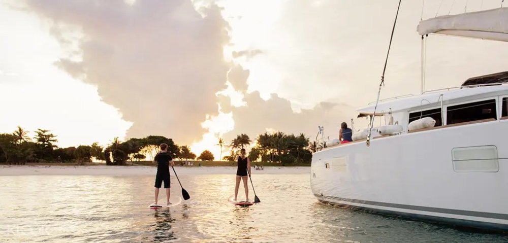 yacht rental singapore