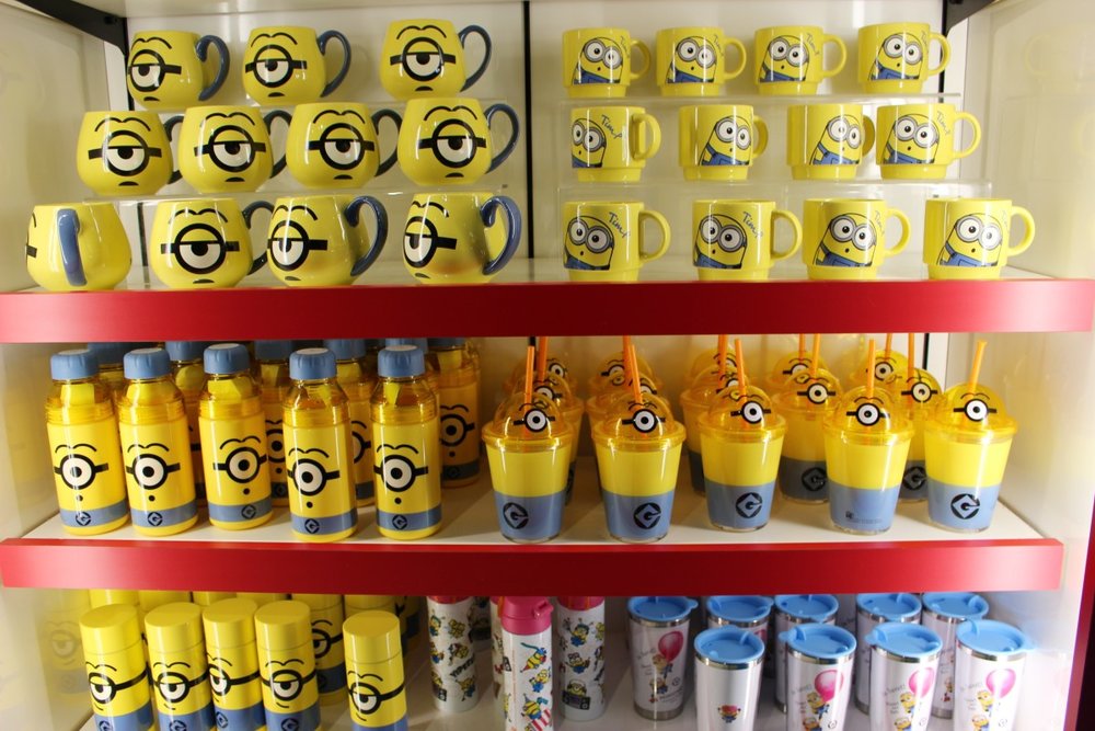 マグカップやタンブラー、水筒