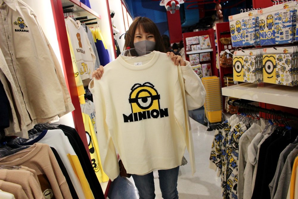 ミニオンのニット