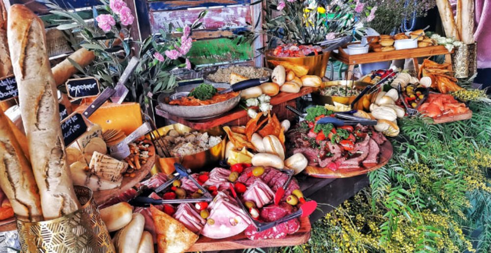 Two Fat Blokes Gourmet Kitchen