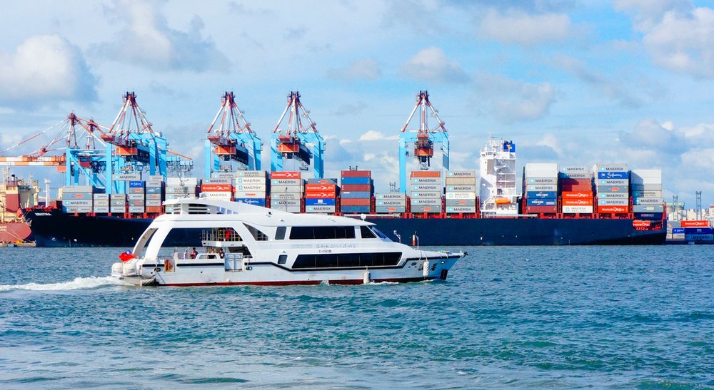 高雄走春行程:文化遊艇 棧貳庫 紅毛港文化園區