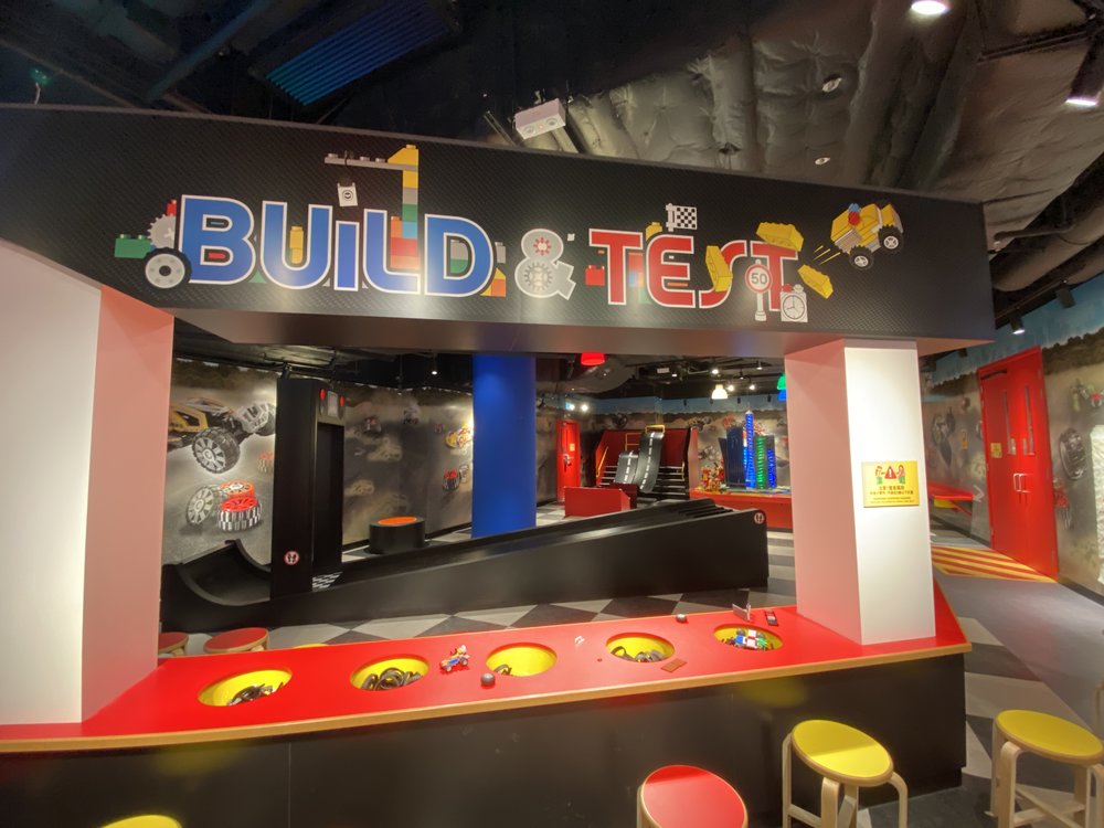 樂高®賽車場主題區