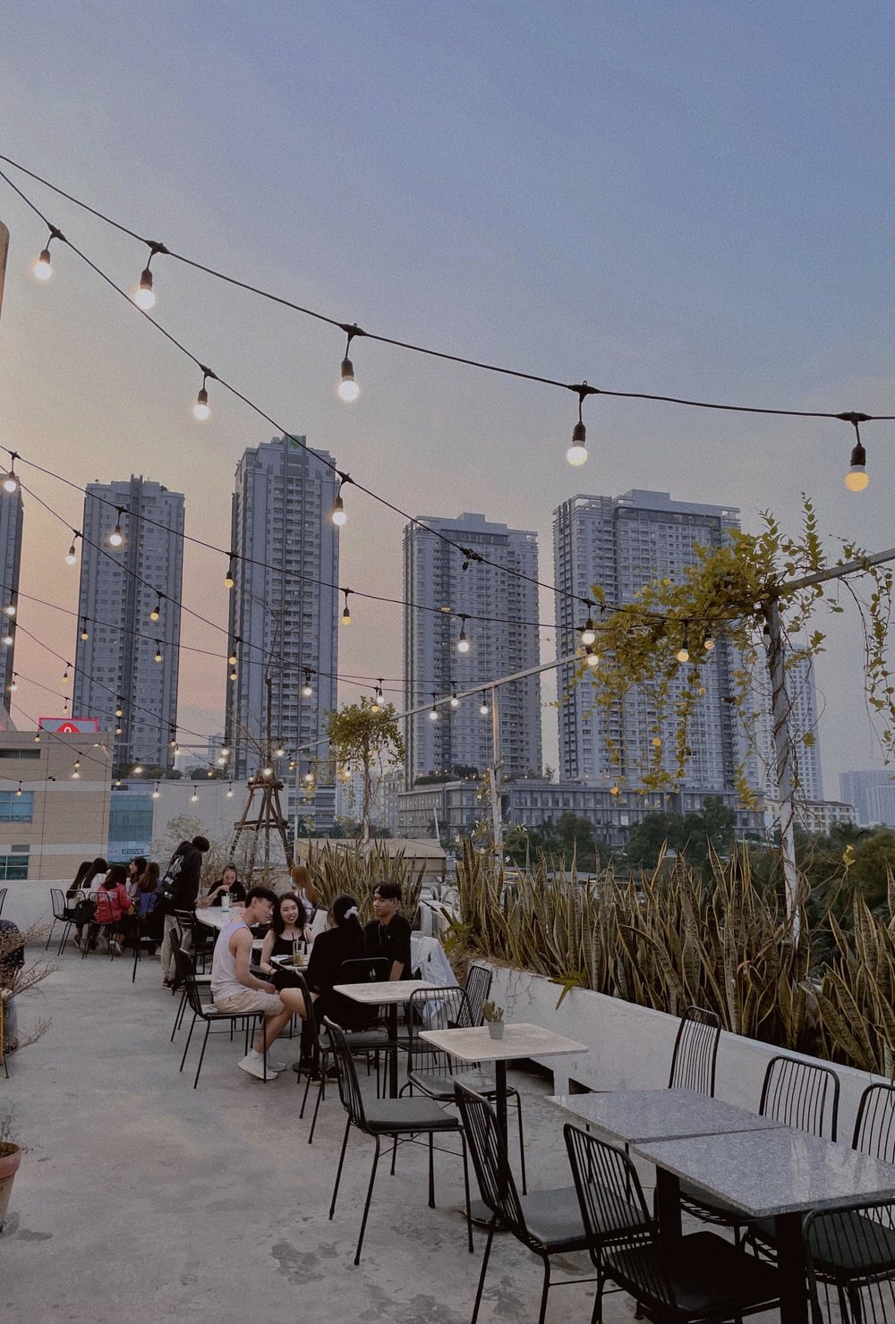 Nắng Rooftop Coffee Sài Gòn