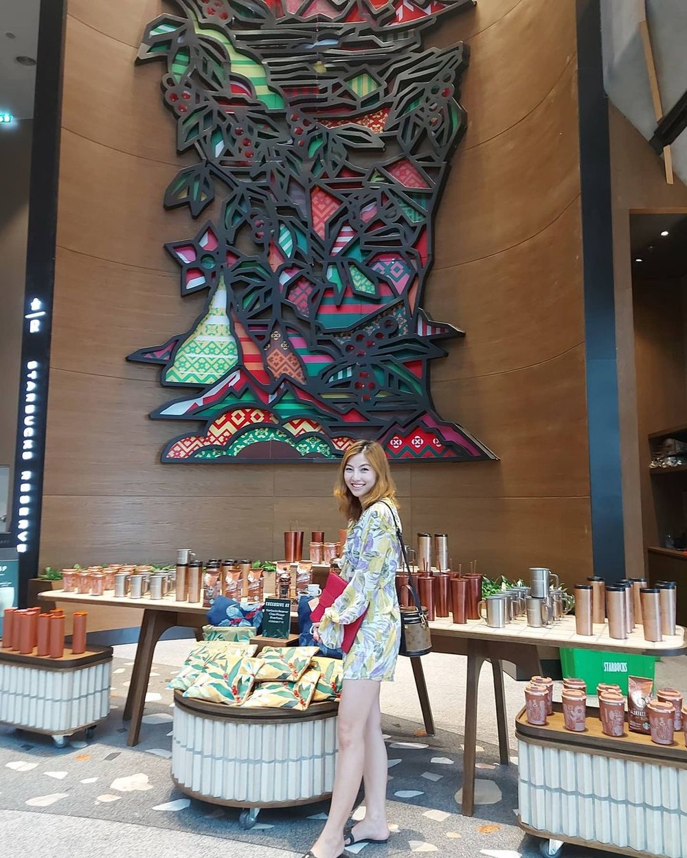 starbucks bangkok thailand chao phraya river