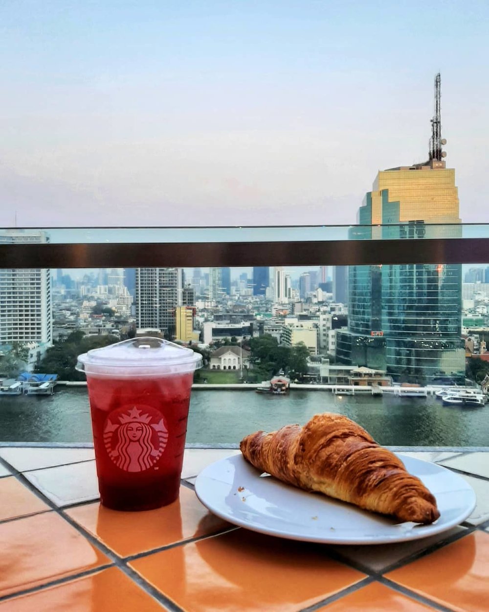 starbucks bangkok thailand chao phraya river