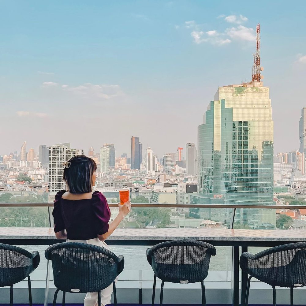 starbucks bangkok thailand chao phraya river