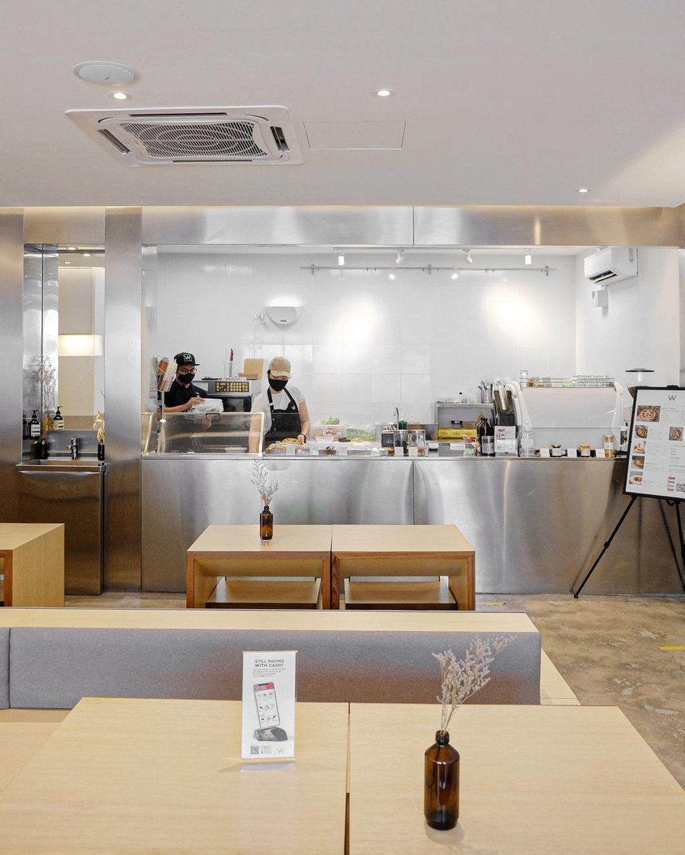 w cafe and dining pj