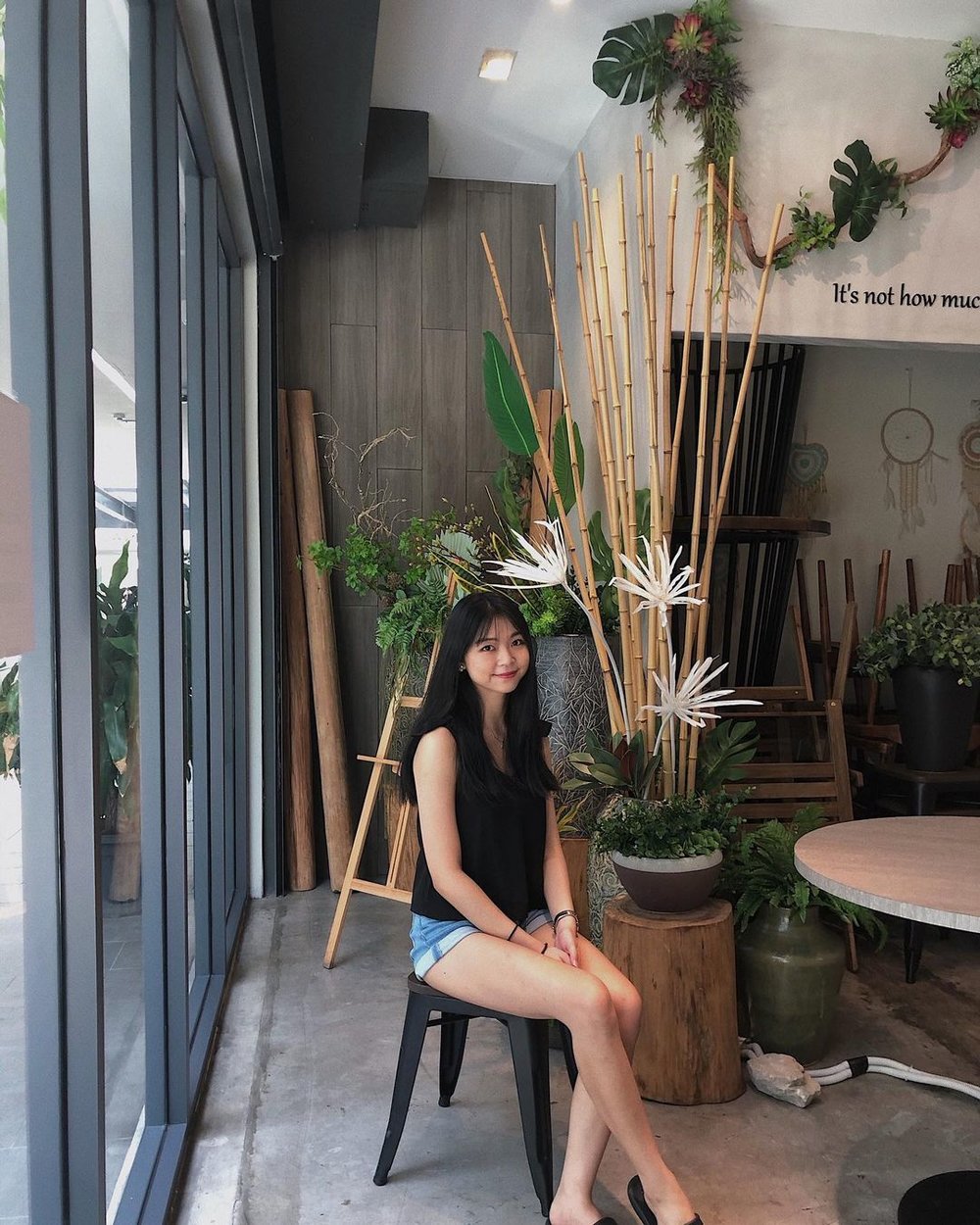 9 Aesthetic Floral-Themed Cafes & Restaurants In KL & PJ 2021: Dine ...