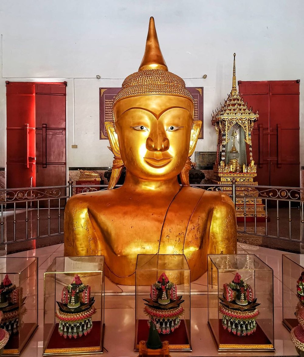 วัดพระทอง ขอบคุณรูปภาพจาก @buay_watcharakhun