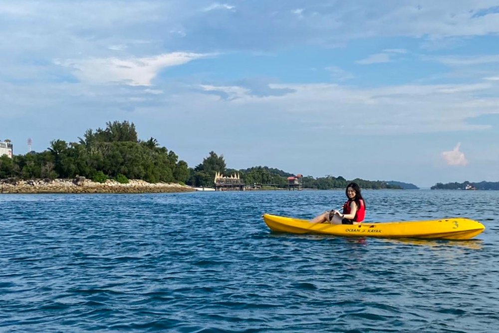 SG Ola Beach Club Kayak Review Photo