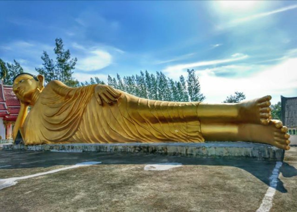 วัดศรีสุนทร ขอบคุณรูปภาพจาก @taxi_ride