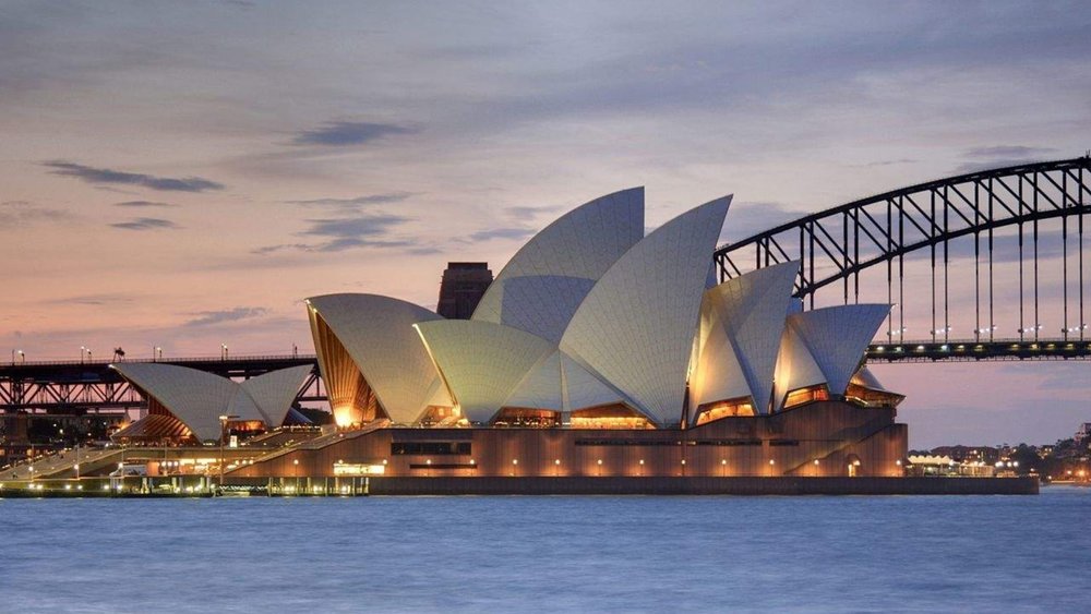 Tour around Sydney at your own pace with an audio walking tour