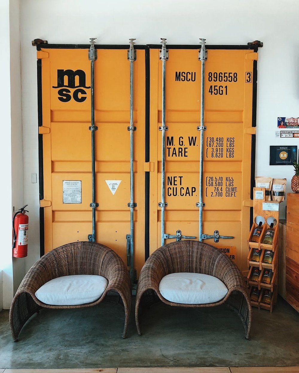 containers eco hotel