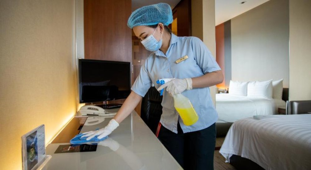 traders hotel kl covid