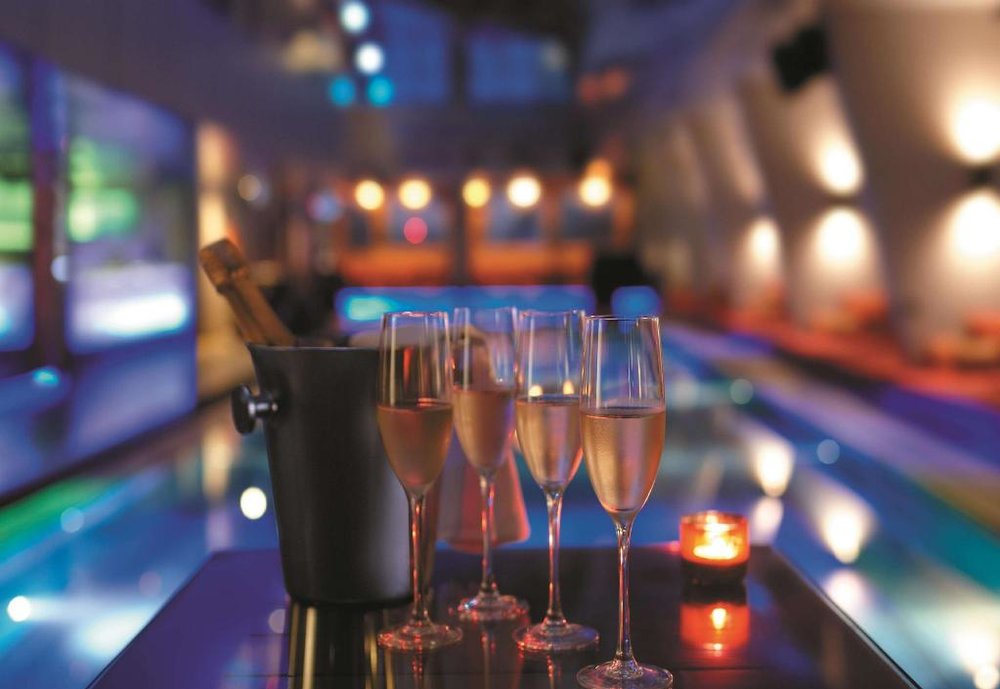 traders hotel kl rooftop skybar