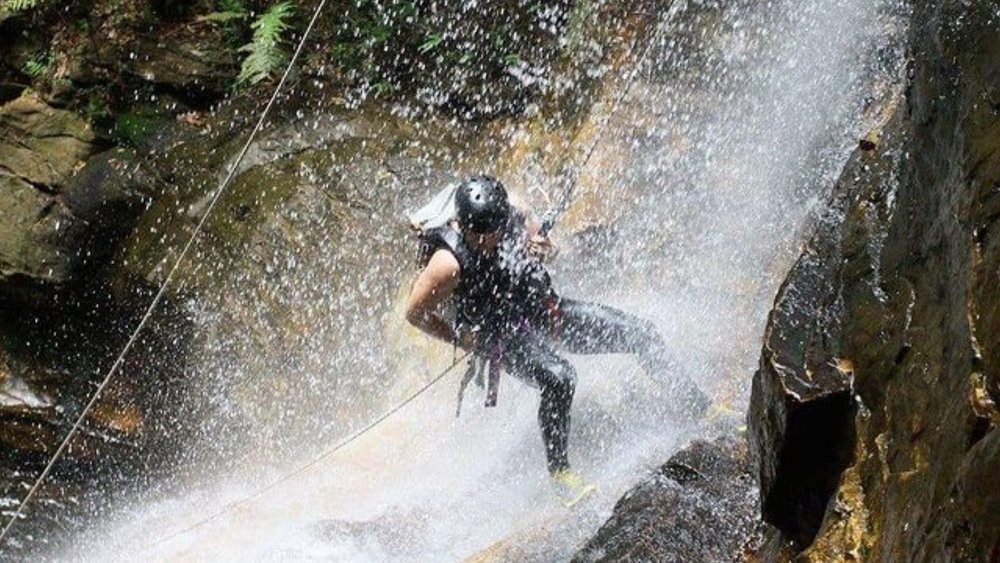 Take on the challenge and abseil deep into Empress Canyon! Credits: @the_outdoors_project