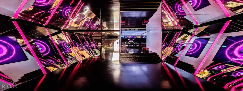 vr game arcade headrock vr