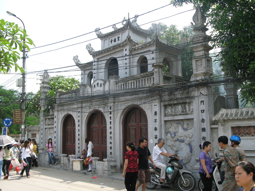 Chùa Hà - Hà Nội
