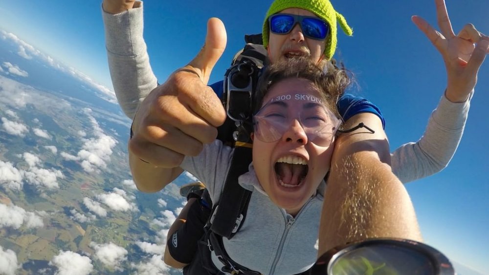 Cross off skydiving in your bucket list with this Cairns skydive experience! Credits: @1300skydivecairns