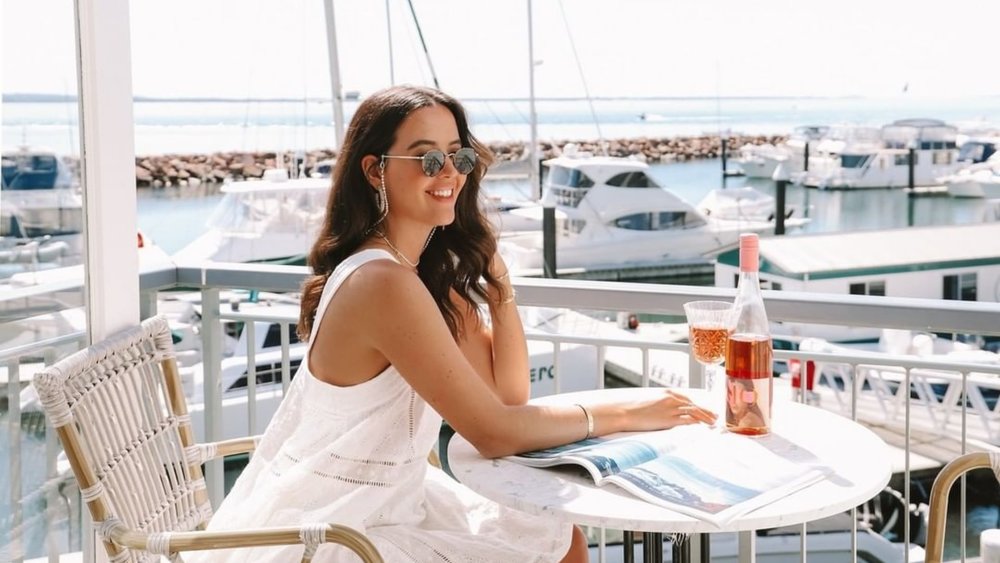 Enjoy a cool beverage as you take in the beautiful views at The Anchorage. Image credits: @theanchorageportstephens on Instagram