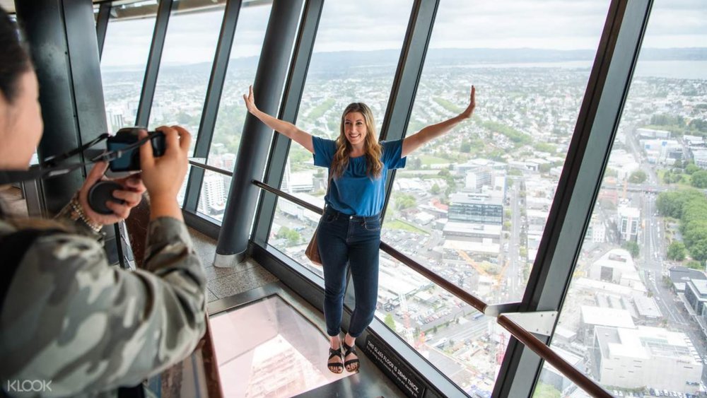 Be king or queen of the world as you tower over Auckland’s CBD at SkyTower!