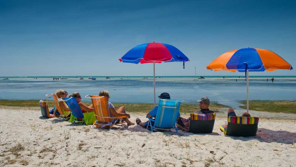Enjoy a lovely day out in the sun at Rosebud Foreshore Site! Credits: https://www.mornpen.vic.gov.au