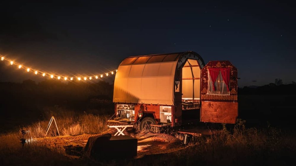 Camp under the stars with Gypsy Wagon Glamping! Credits @gypsywagonglamping
