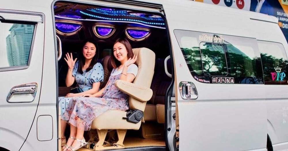 xe-dua-don-san-bay-noi-bai