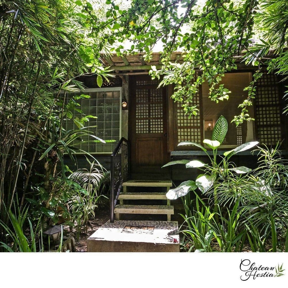 Chateau Hestia cabin exterior