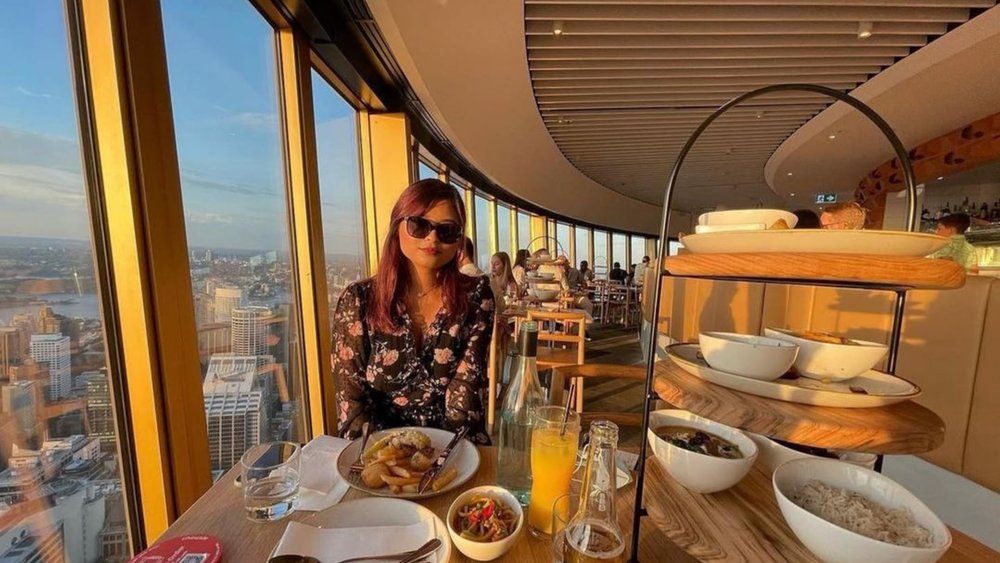 Snap the best photos during the golden hour at SkyFeast! Credits: @skyfeastsydneytower