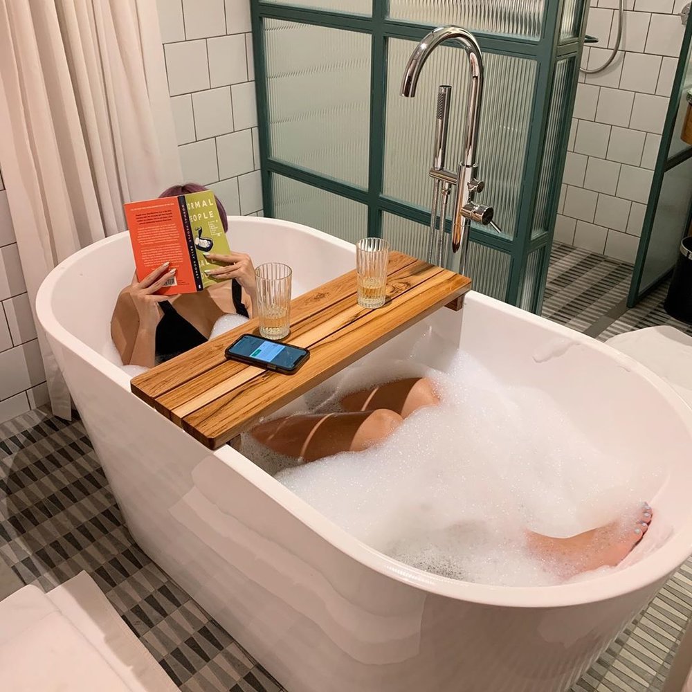 kloe hotel bathtub kl