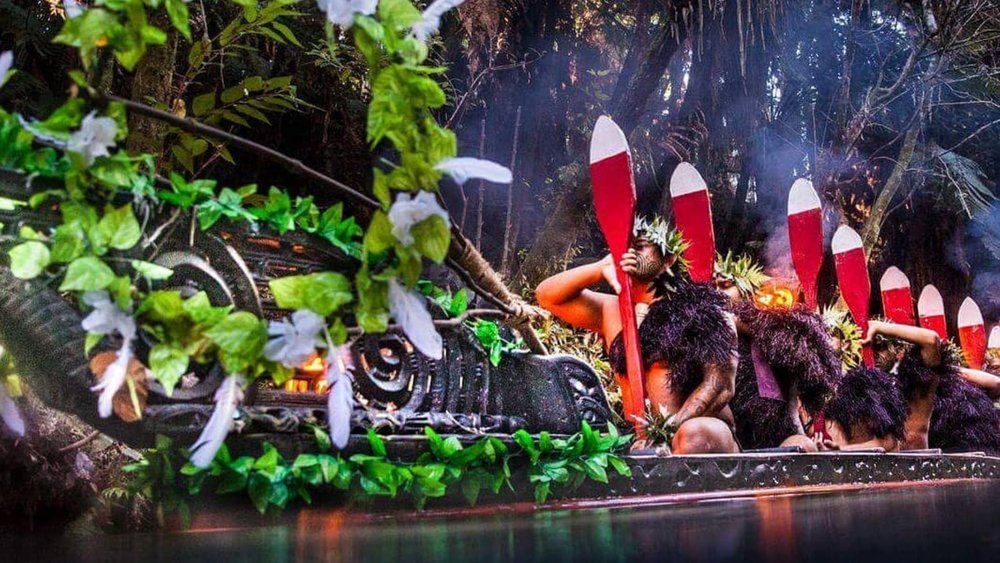 Be captivated as the Maori warriors paddle on a warrior canoe. Credits: @mitaimaorivillagenz