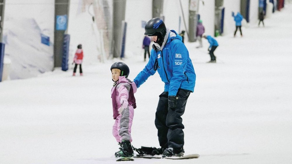 Take your kids out on the ice and skate in Paradice! Image credits @snowplanetnz on Instagram