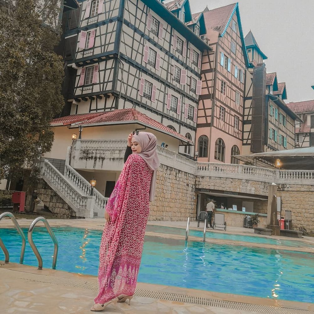 Swimming Pool facility at Colmar Tropicale Berjaya Hills Bukit Tinggi Pahang