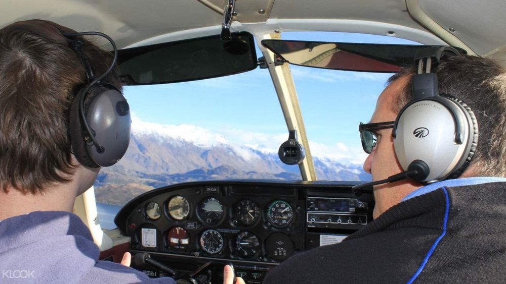 Don’t worry - this flight experience is completely safe with an experienced pilot!