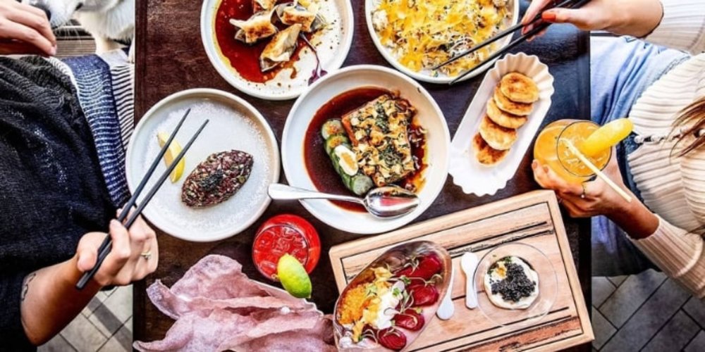 Be a Baller on a budget at Hello Auntie’s Bottomless Brunch with optional caviar course. Image credit: @helloauntierestaurant on Instagram. Source: https://www.instagram.com/p/CHtarJmjlaQ/ 